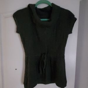 Womans/ junior's sweater
